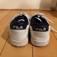 FILA レディーススニーカー　22.5cmの画像