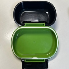 子供用お弁当箱の画像