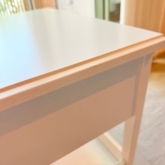 IKEA TYSSEDALサイドテーブル 51x40 cm ティッセダールの画像