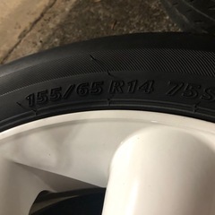 ララパーム14インチホイールセットの画像