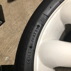 ララパーム14インチホイールセットの画像