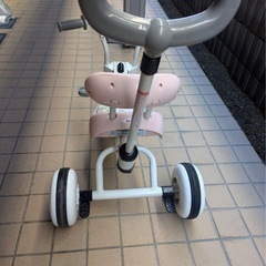 【受渡者決定】トイザらス限定　ミニーマウス　ハンドル付き子供用自転車の画像