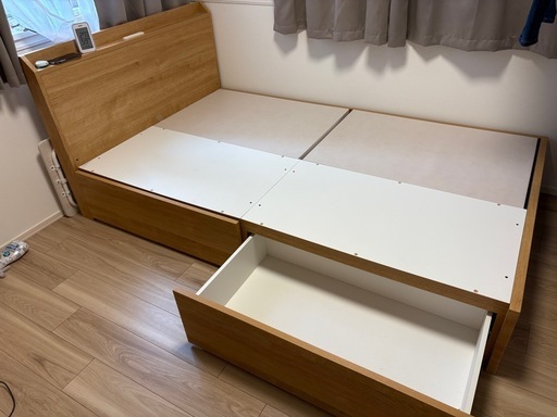 【美品】セミダブルベッドフレーム　収納付き