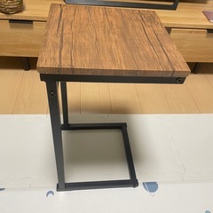サイドテーブル　コの字テーブル　アイアンの画像