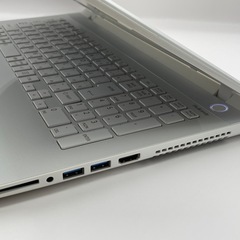 ノートパソコン/白/i7/16GB/SSD512GB/Office/在宅/東芝
の画像