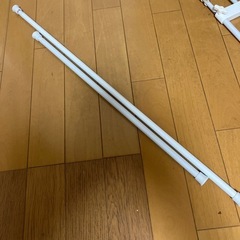伸縮収納　突っ張り棒　吸盤収納　ニトリ　の画像