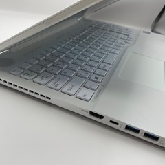 ノートパソコン/白/i7/12GB/SSD512GB/Office/在宅/富士通
の画像