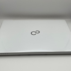 ノートパソコン/白/i7/12GB/SSD512GB/Office/在宅/富士通
の画像