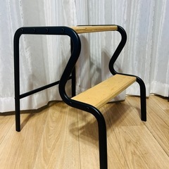 IKEA ステップスツール 引渡し9/27,9/29の画像