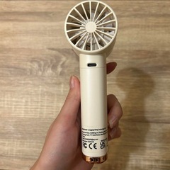 手持ち扇風機 ファン ホワイト アイボリーの画像