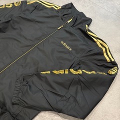 adidas アディダス ジャージ 上下セット 黒金 セットアップの画像