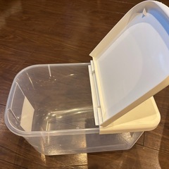 米びつ５キロ用✖️2の画像