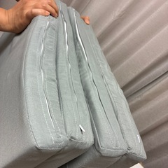 本日無料！マットレス敷布団四つ折りの画像
