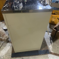 小型電気温水器ユノエース40ℓ
の画像