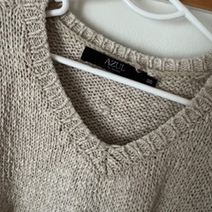 アズール　Ｖネックセーター110cm の画像