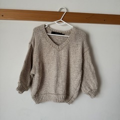 アズール　Ｖネックセーター110cm の画像