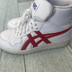 希少！ASICS ハイカットスニーカー ホワイト/レッド　23センチ！の画像
