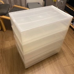 衣装ケース 4つの画像