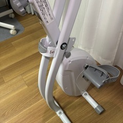 アルインコ フィットネスバイク エアロバイク ホワイト グレー AFBX4451 折りたたみ コンパクト 静音の画像