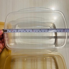 冷凍うどんの加熱調理用タッパーの画像