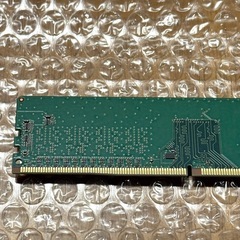 MTA8ATF1G64AZ-2G6E1 8GB PC4-2666V-UA2-11の画像