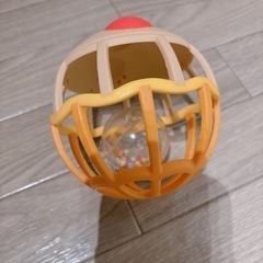 2点セット　シャカシャカボール　パズルボール　知育玩具の画像