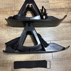 ストライダー スキー アタッチメント 純正 オプショパーツ スノースクート風
の画像