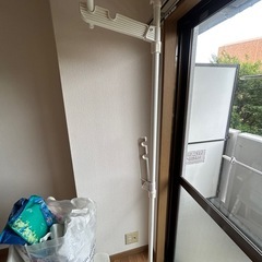 突っ張り物干し/早めに削除しますの画像