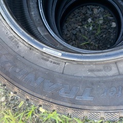 4本❗️溝あり❗️225/65R17 トーヨースタッドレスタイヤの画像