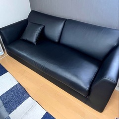 9月中限定【高級感あり】黒の2人掛けソファ クッション付きの画像