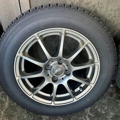 中古スタッドレスタイヤ（アルミホイール付）４本の画像