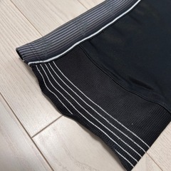 adidas ジャージ 上下セット ブラック シルバー刺繍 Mサイズの画像