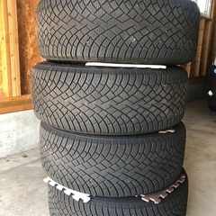 ディフェンダー　純正スタッドレスタイヤ20インチ+ 純正ホイール4本セットの画像