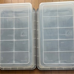 フタ付き衣装ケース　2点の画像
