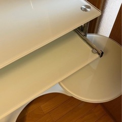 PC台  デスク   ガラステーブルの画像