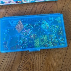 アクアビーズの画像