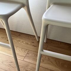 IKEA イケア URBAN ウルバン 子ども用チェア ホワイト 2脚セットの画像