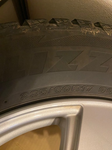 スタッドレスタイヤ ★ブリヂストン DM-V2★2017年製　室内保管★t31 エクストレイル　225/60R17