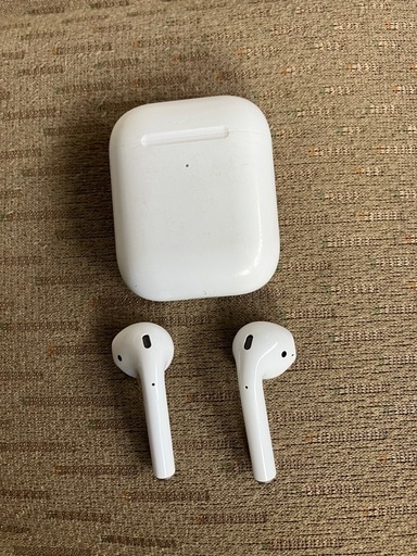 【
最終値下げ】純正AirPods 第二世代Lightning
