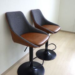 カウンターチェア２脚（合皮×ファブリック）【小金井市民限定】（小金井市再生家具）品番：09-04-25 ※新規優先の画像