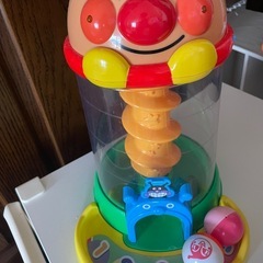 至急！本棚兼おもちゃ収納　アンパンマンの特典付きの画像