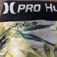 新品　箱あり　ハーレー　水着　サーフパンツの画像
