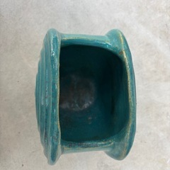 陶器花瓶？の画像