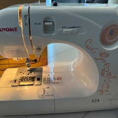 JANOMEジャノメコンパクトミシンN261美品の画像
