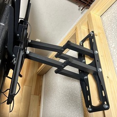 32型テレビ　壁掛けの画像