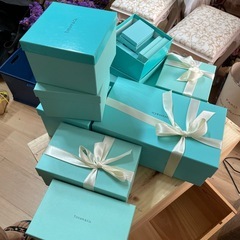 Tiffanyティファニーの箱たくさんの画像