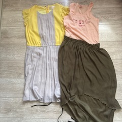 女の子服まとめ売りの画像