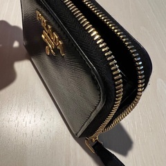 プラダコインケースBLACKの画像