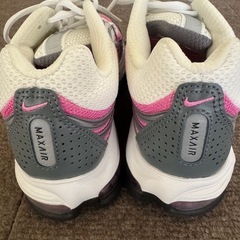 NIKE シューズの画像