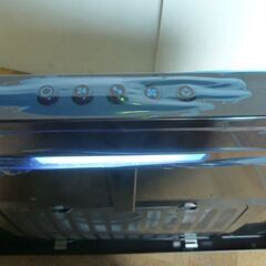 【中古】富士工業 レンジフードファン ASRW-7347KR ASR同時給排タイプ 右仕様 2024年製 間口75cm LED照明 難有の画像